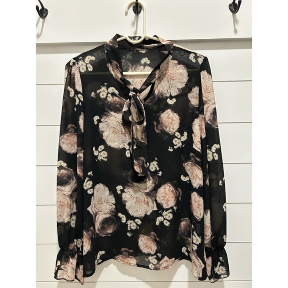 Women's Sheer Floral Top Black Neck Tie Career Wear Flounce Ruffled Cuff Money